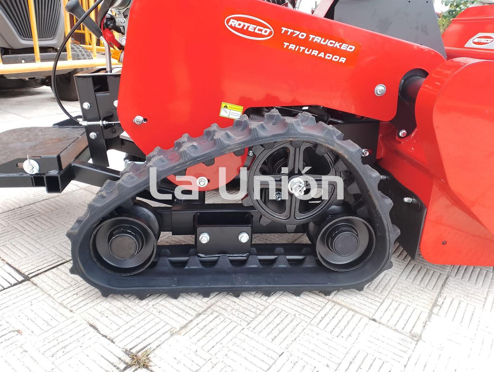 DESBROZADORA MARTILLOS ROTECO TT70 CON ORUGAS arranque electrico plataforma - Imagen 2