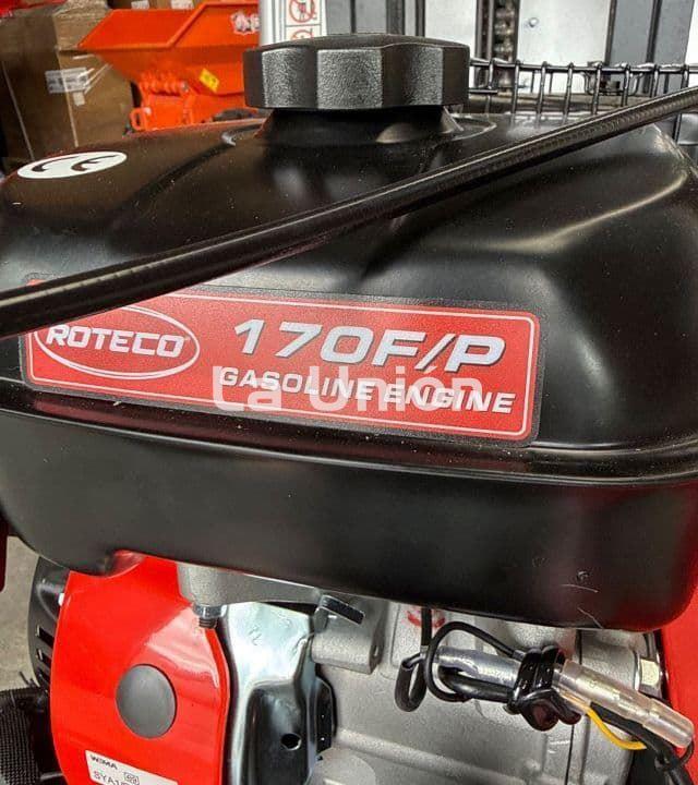 DESBROZADORA MARTILLOS ROTECO TT70 CON ORUGAS arranque electrico plataforma - Imagen 8