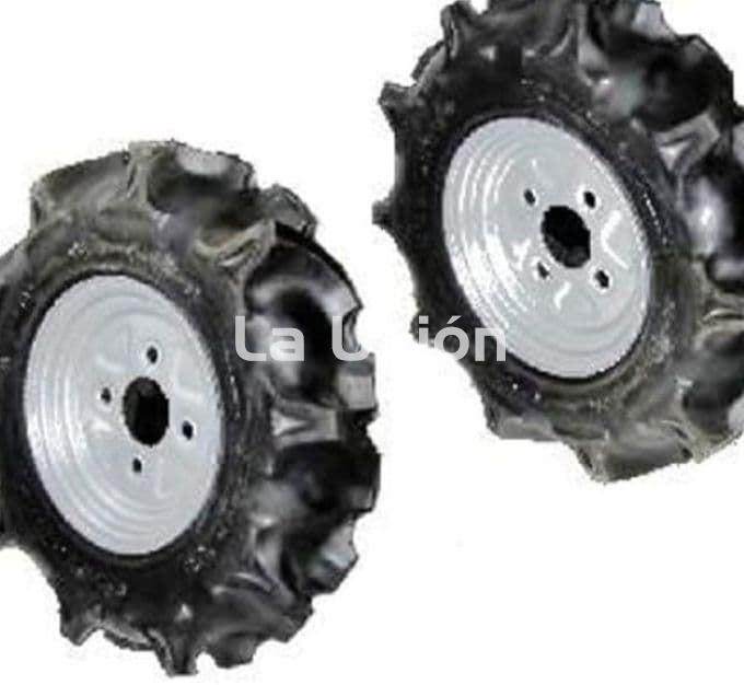 Juego de ruedas 4.00x8 Fijas Roteco - Imagen 1