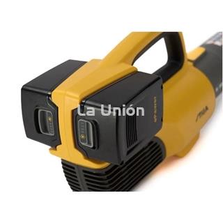 Soplador de batería Stiga BL 300e Kit - Imagen 2