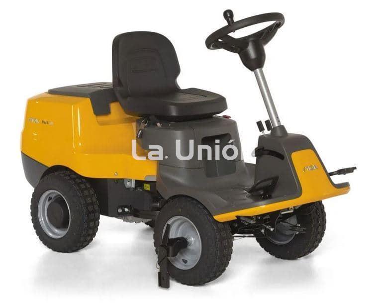 Tractor cortacésped de corte frontal Stiga Park 300M - Imagen 2