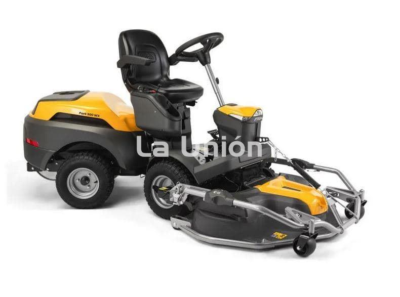 Tractor cortacésped de corte frontal Stiga Park 900 WX - Imagen 1