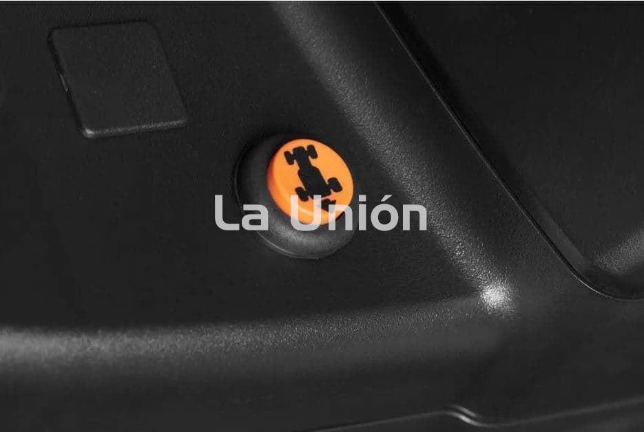 TRACTOR CORTACÉSPED DE GASOLINA STIGA TORNADO 398 MONTADO CON ACEITE ENTREGA GRATIS - Imagen 7