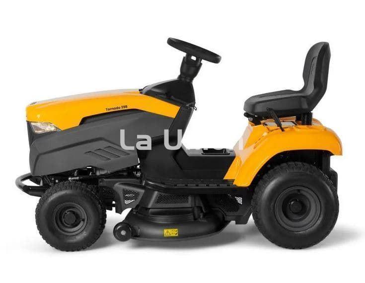 TRACTOR CORTACÉSPED DE GASOLINA STIGA TORNADO 398 MONTADO CON ACEITE - Imagen 4