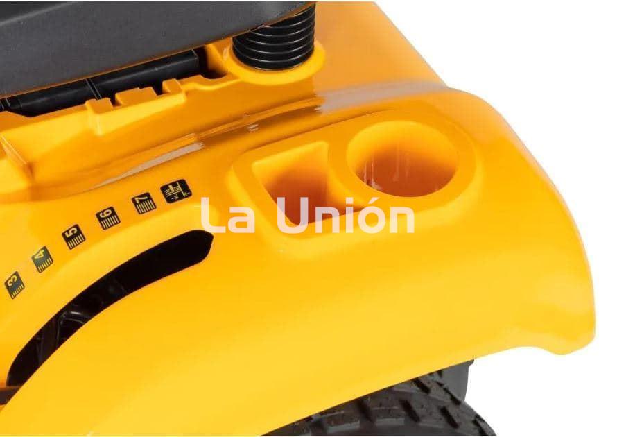 TRACTOR CORTACÉSPED DE GASOLINA STIGA TORNADO 398 MONTADO CON ACEITE - Imagen 5